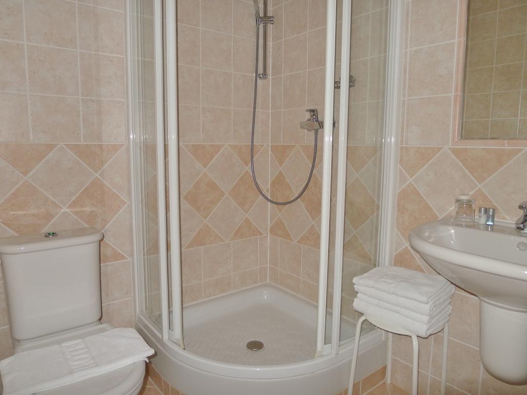 Tweepersoonskamer met 2 Aparte Bedden