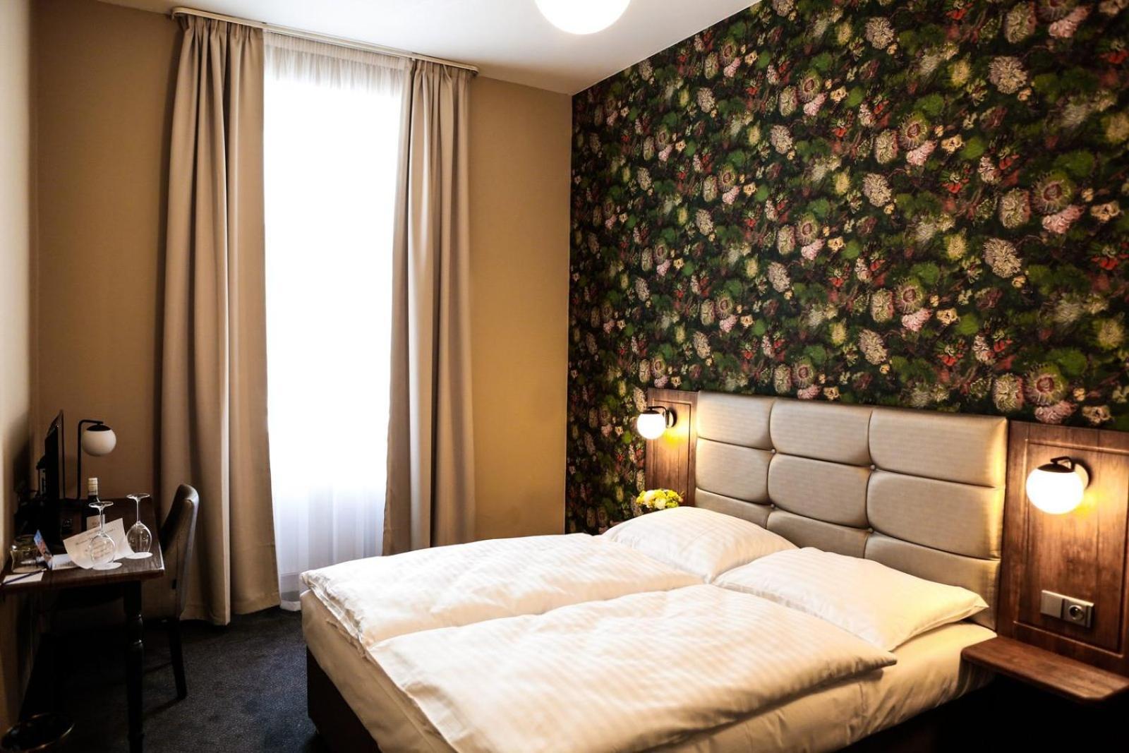 Superior Double Room,1558118929:JPEG