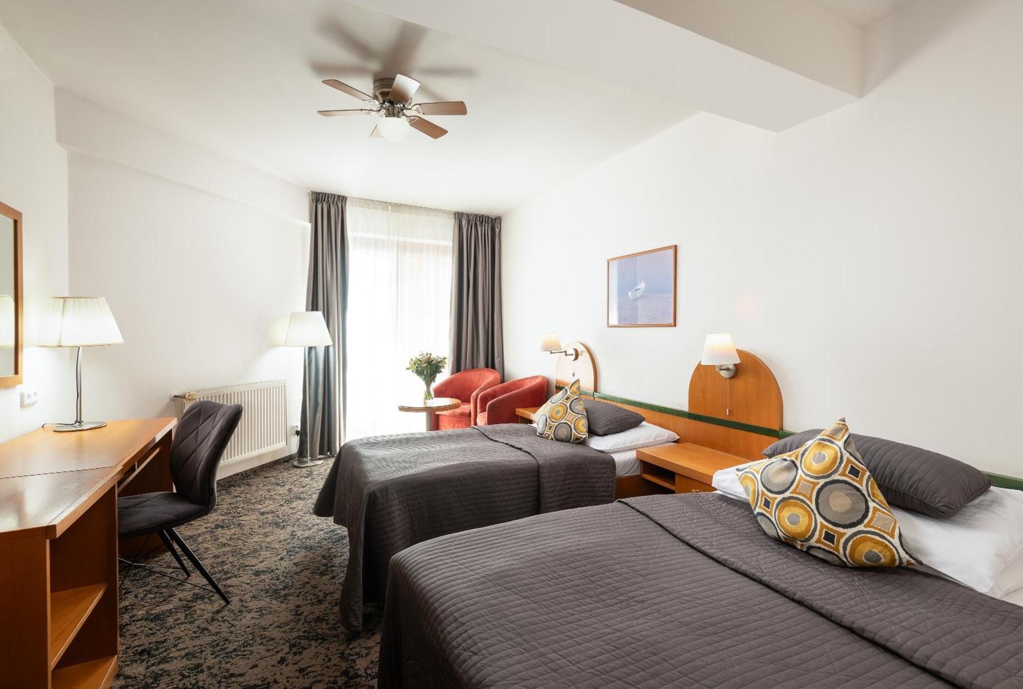 Triple Room Deluxe,1588040249:JPEG