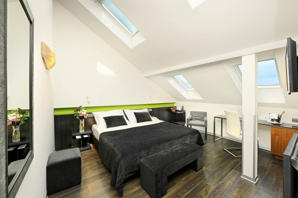 Chambre Deluxe Double ou Lits Jumeaux