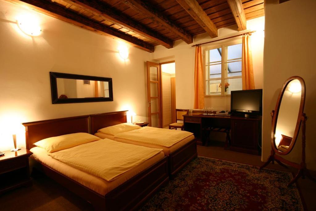 Quarto Duplo Standard
