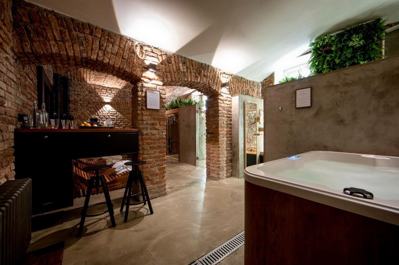 Special Offer - Triple Room with Wellness Session