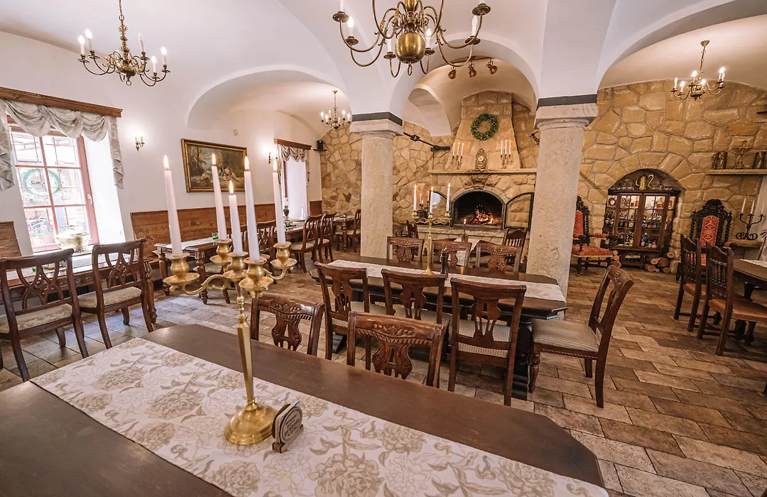 Hotel Svatojansky Dvur-1