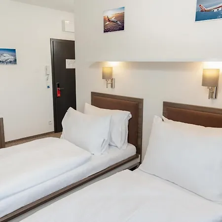 Sky Hotel Prague-3
