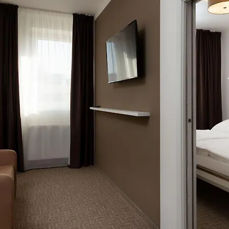 Sky Hotel Prague-2