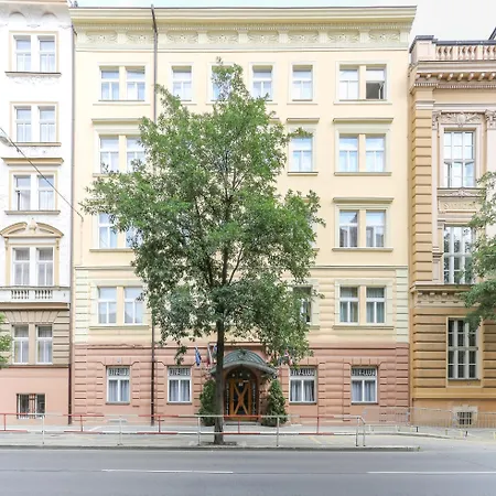 City Club Prague-3