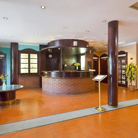 Hotel Na Zamecku-2