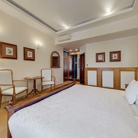 Louren Hotel-3